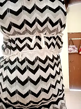 Snapshot of Cute_Sanaaya chatting on 12-02-25, 08:41 Cute Sanaaya online show from 12-02-25, 08:41