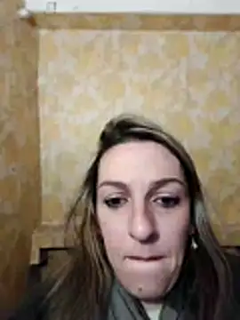 Snapshot of Anaiscpl2405 chatting on 11-19-25, 04:40 Anaiscpl2405 online show from 11-19-25, 04:40