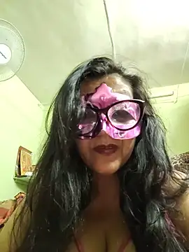 LOVE  RANI online show from 06-19-26, 07:56