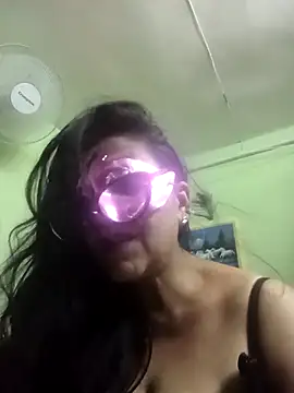 LOVE  RANI online show from 06-20-26, 04:15