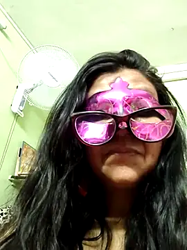 LOVE  RANI online show from 07-13-26, 07:44
