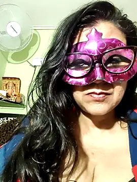 LOVE  RANI online show from 07-24-26, 09:24
