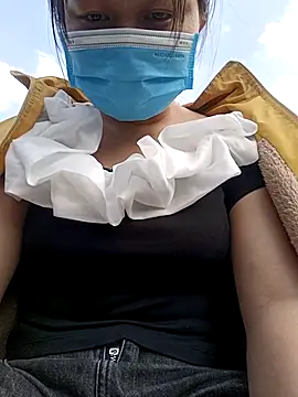 yoyo-mi online show from 03-02-26, 09:49