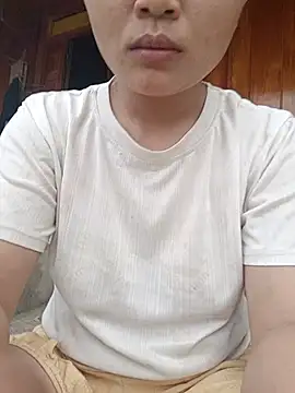 Snapshot of yoyo-mi chatting on 06-22-26, 09:17 yoyo-mi online show from 06-22-26, 09:17