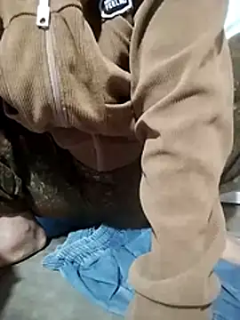 Snapshot of -Hazel-123 chatting on 11-26-25, 02:56 -Hazel-123 online show from 11-26-25, 02:56