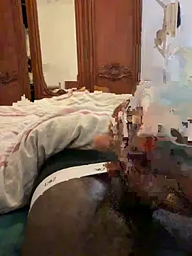 Snapshot of beaucouphethf chatting on 02-13-26, 11:56 beaucouphethf online show from 02-13-26, 11:56