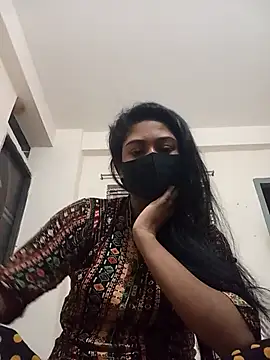 Green LaDY66 online show from 10-28-25, 04:09