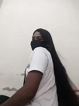 Green LaDY66 online show from 11-15-25, 01:25