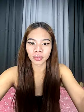 Snapshot of kierra_fox chatting on 12-03-25, 04:05 kierra fox online show from 12-03-25, 04:05