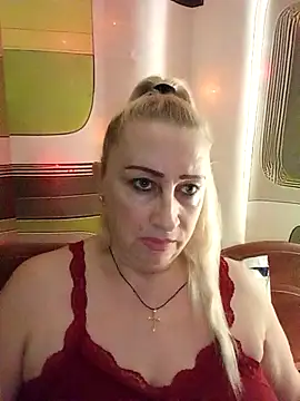 Esenia505 online show from 12-18-25, 05:41