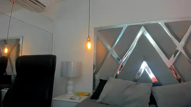 NinaaVelvet online show from 11-09-25, 12:25