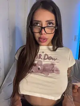 AshleyWinslow online show from 03-25-26, 06:52