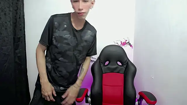 The latin boy online show from 11-04-25, 02:05