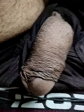 female hunterr online show from 10-30-25, 04:41