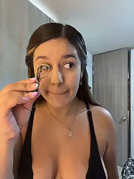 Snapshot of AmaraMyst chatting on 11-14-25, 08:29 AmaraMyst online show from 11-14-25, 08:29