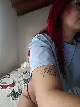 Snapshot of Victoria_redx chatting on 11-20-25, 12:38 Victoria redx online show from 11-20-25, 12:38