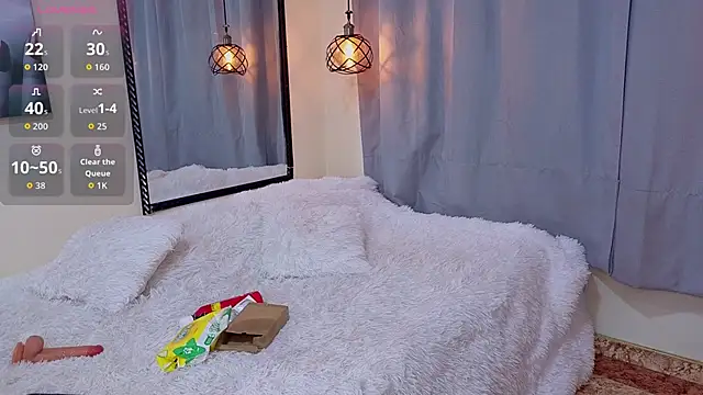 Snapshot of Flor_Gil chatting on 02-13-26, 03:57 Flor Gil online show from 02-13-26, 03:57