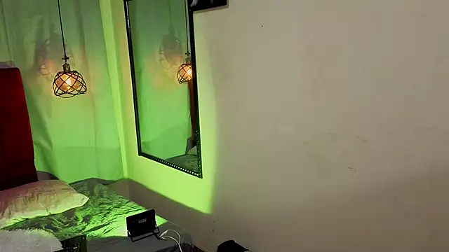 Snapshot of Flor_Gil chatting on 02-27-26, 07:19 Flor Gil online show from 02-27-26, 07:19