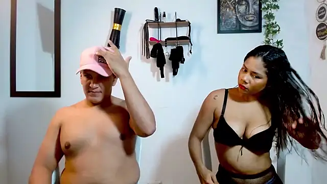 Snapshot of Mia_sexylatin chatting on 02-02-26, 11:25 Mia sexylatin online show from 02-02-26, 11:25