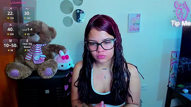 Emma boo online show from 03-04-26, 01:50