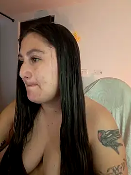 Amelia08 online show from 12-15-25, 08:13