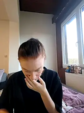 Snapshot of SweetAlice19 chatting on 11-12-25, 07:20 SweetAlice19 online show from 11-12-25, 07:20