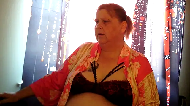 Sylviastar46 online show from 06-30-26, 07:53