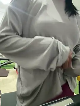 trinhvutrinh online show from 12-14-25, 12:21