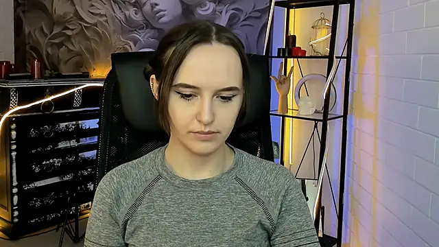 Snapshot of IreneBailey chatting on 11-13-25, 09:08 IreneBailey online show from 11-13-25, 09:08