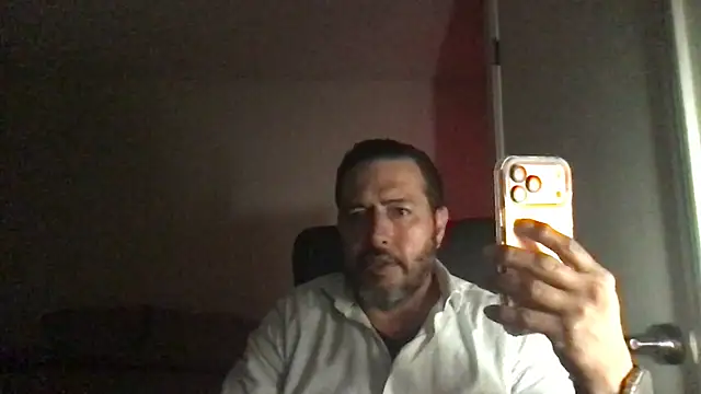 ezrah23 online show from 04-06-26, 01:56