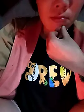 Snapshot of -Lana-123 chatting on 11-02-25, 10:34 -Lana-123 online show from 11-02-25, 10:34