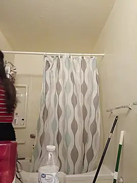 MZThang2Kute online show from 11-28-25, 04:59