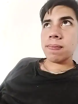 Fede26Zonasur online show from 11-16-25, 02:00