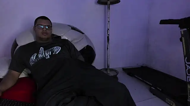 LucassFoster online show from 11-07-25, 04:12