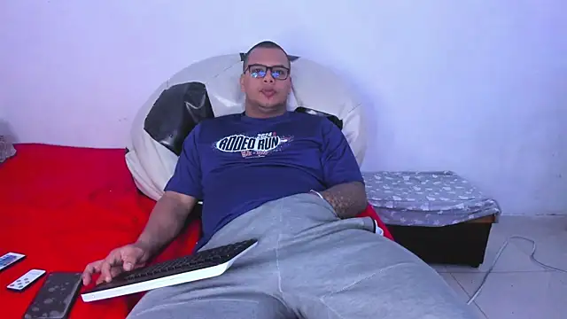 LucassFoster online show from 12-16-25, 10:26