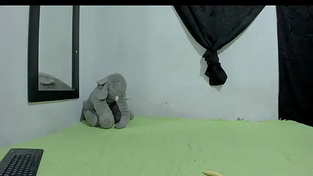 Snapshot of LucassFoster chatting on 07-19-26, 06:44 LucassFoster online show from 07-19-26, 06:44