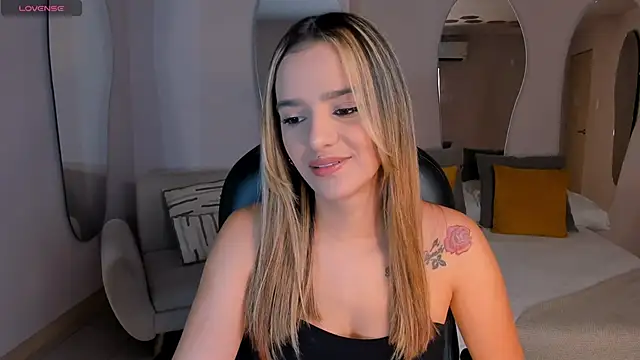 LaurentRosse1 online show from 04-15-26, 08:20