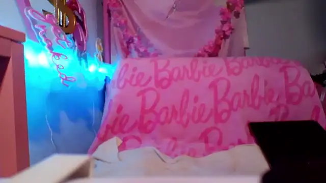 PrincessKDoll online show from 11-04-25, 09:41