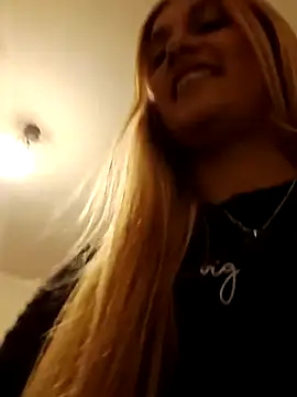 larubia arg online show from 11-17-25, 02:39