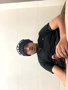 FlashyOcean53 online show from 01-14-26, 04:45