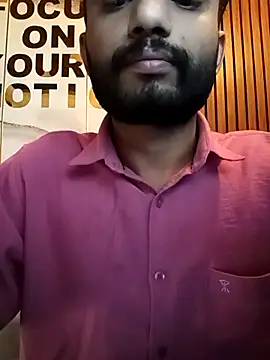 Snapshot of Advance01 chatting on 11-11-25, 10:48 Advance01 online show from 11-11-25, 10:48