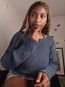 Snapshot of EvonyFoxxx chatting on 07-04-26, 02:40 EvonyFoxxx online show from 07-04-26, 02:40