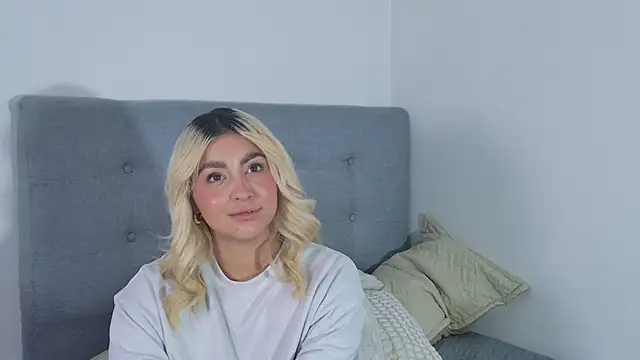 Elina Hills online show from 12-03-25, 02:04