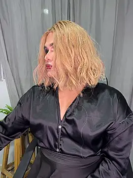 Snapshot of melani_ferraraa_ chatting on 07-19-26, 08:07 melani ferraraa online show from 07-19-26, 08:07