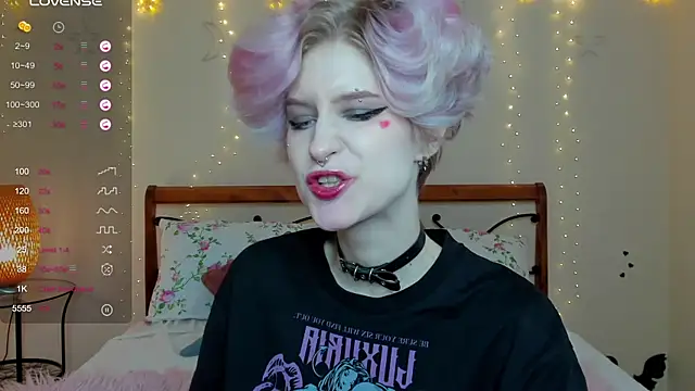 Angel Julles online show from 05-03-26, 03:56