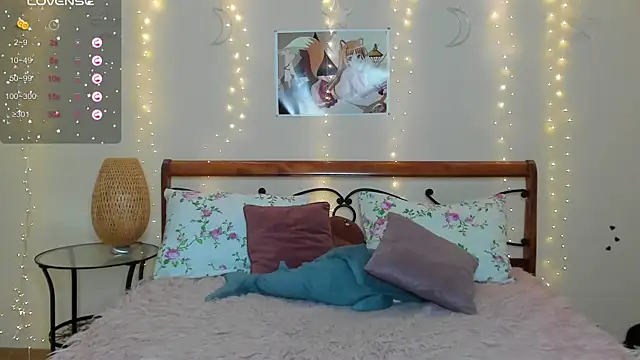 Angel Julles online show from 06-21-26, 03:58