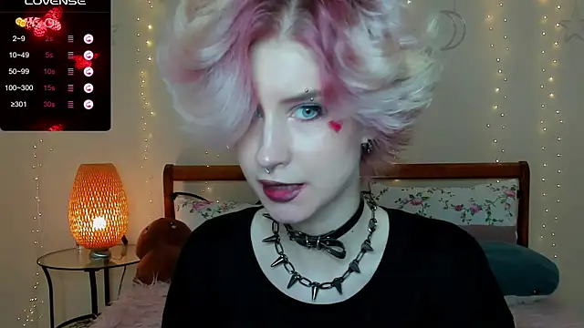 Angel Julles online show from 07-17-26, 04:01