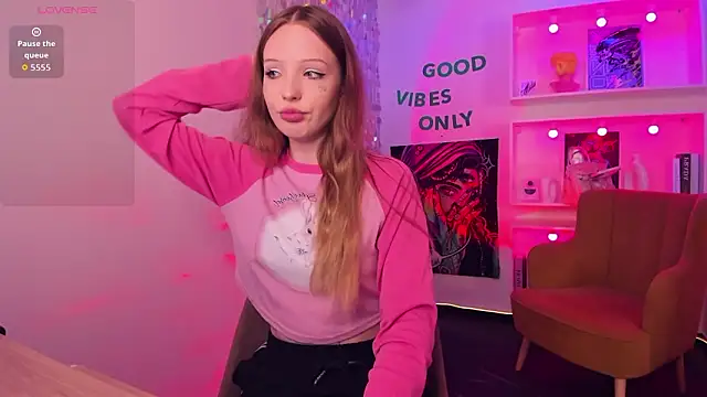 Snapshot of Iris_Fresh chatting on 03-01-26, 08:44 Iris Fresh online show from 03-01-26, 08:44