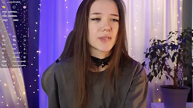 tinyanie online show from 01-17-26, 06:07