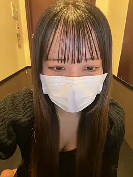 Snapshot of emiri_da_nyan chatting on 11-06-25, 05:30 emiri da nyan online show from 11-06-25, 05:30